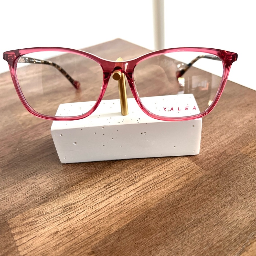 YALEA ROSA col. 0836 Coral frame. NEW! 💥💥